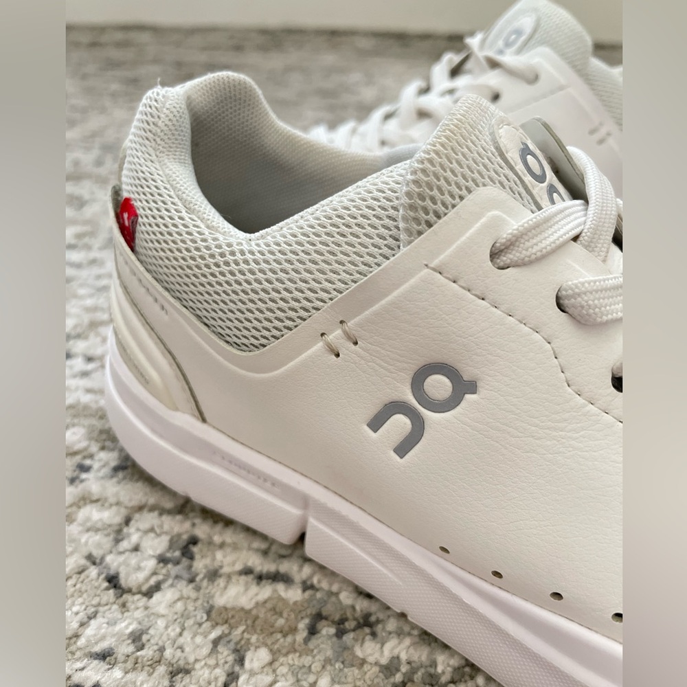 On Cloud The Roger Advantage White Leather Running Athletic Casual Shoes Size 7 - Picture 13 of 15